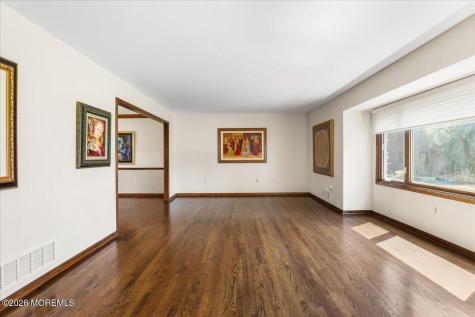 92 Fox Chase Court Freehold NJ 07728