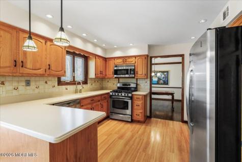 92 Fox Chase Court Freehold NJ 07728