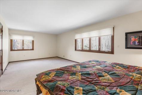 92 Fox Chase Court Freehold NJ 07728