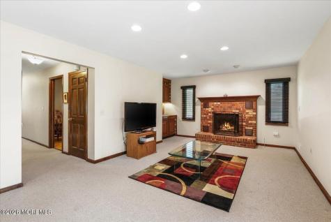 92 Fox Chase Court Freehold NJ 07728