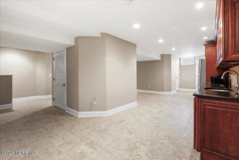 92 Fox Chase Court Freehold NJ 07728
