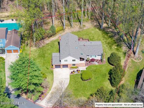 92 Fox Chase Court Freehold NJ 07728