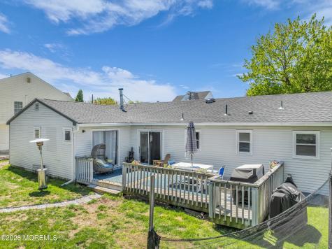 90 Kentucky Avenue Middletown NJ 07748