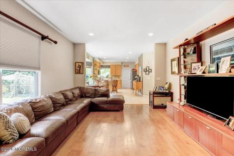 9 Cecilia Court Howell NJ 07731