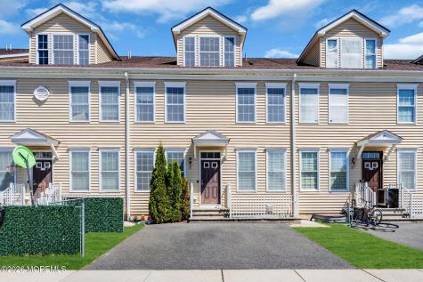 21 Prague Place Lakewood NJ 08701