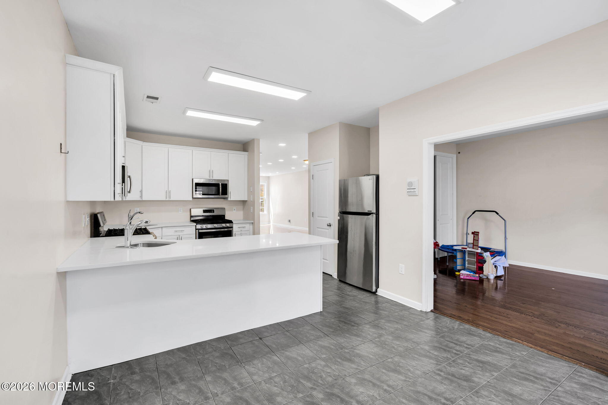 21 Prague Place Lakewood NJ 08701