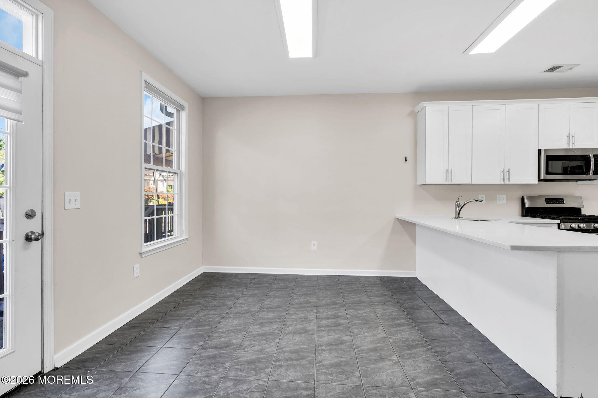 21 Prague Place Lakewood NJ 08701