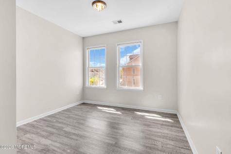 21 Prague Place Lakewood NJ 08701