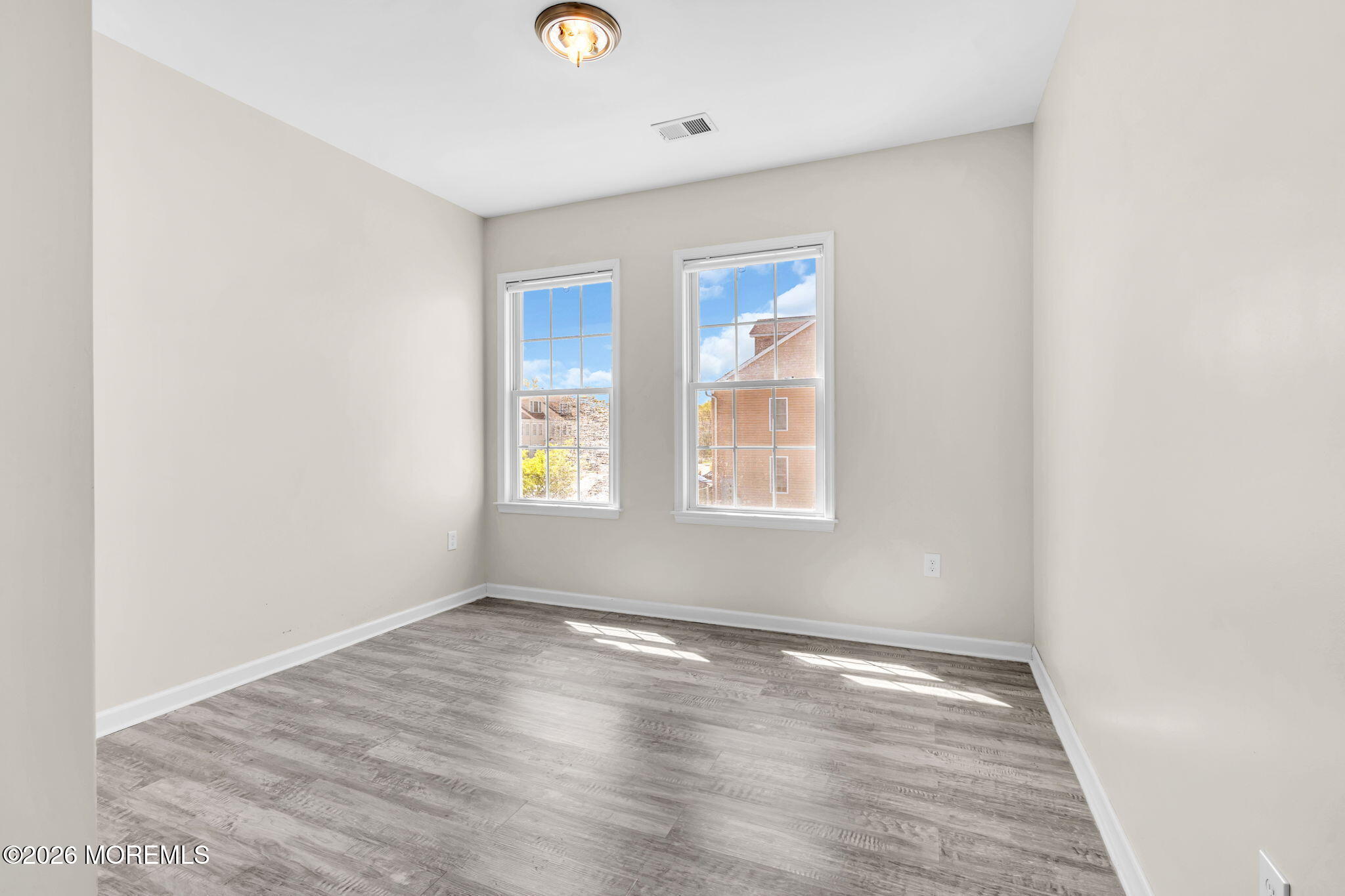 21 Prague Place Lakewood NJ 08701