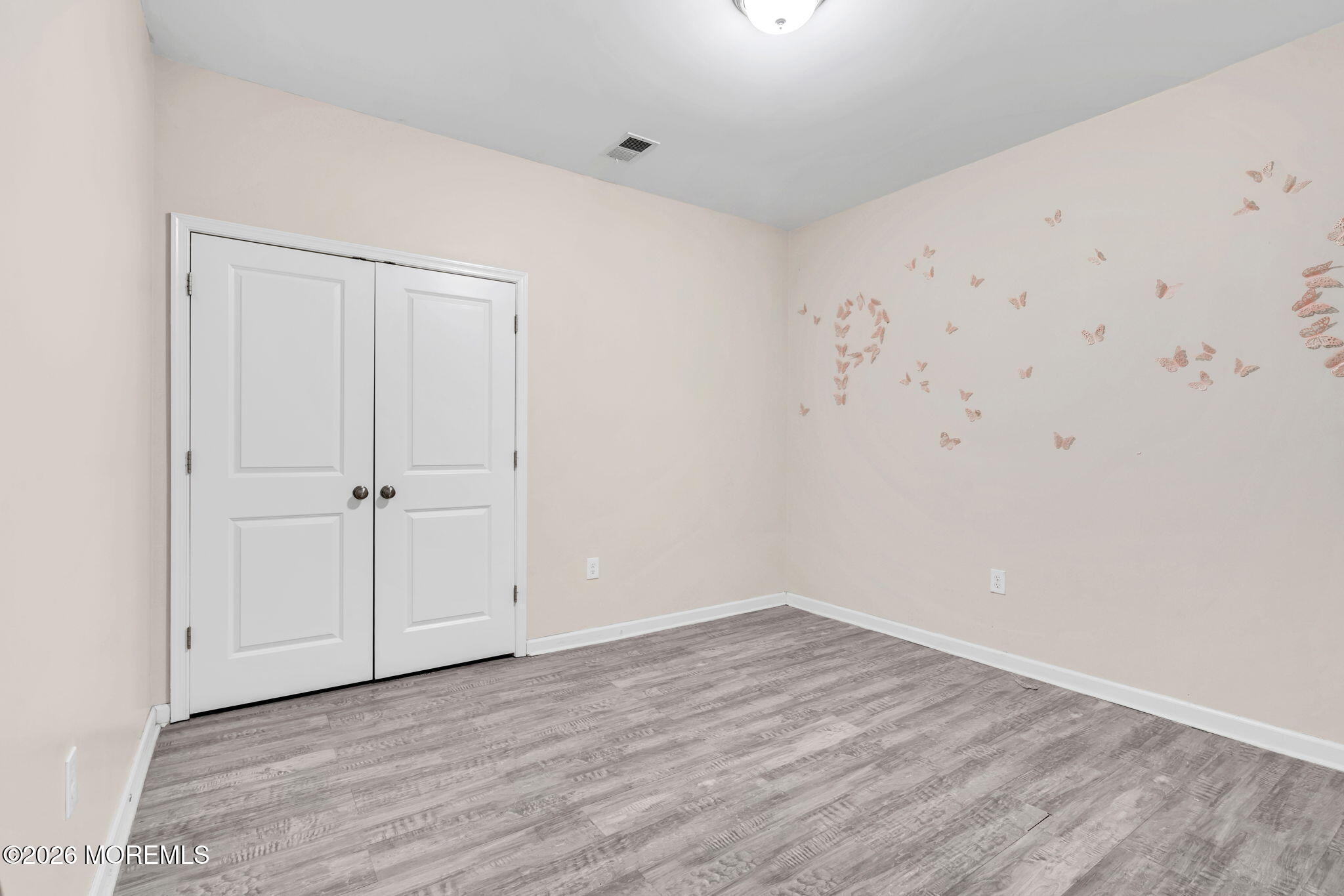 21 Prague Place Lakewood NJ 08701