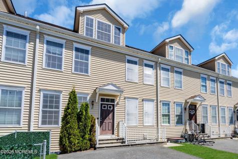 21 Prague Place Lakewood NJ 08701