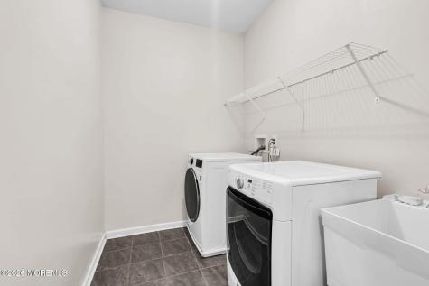 21 Prague Place Lakewood NJ 08701