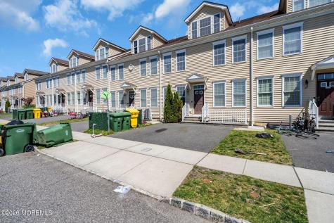 21 Prague Place Lakewood NJ 08701