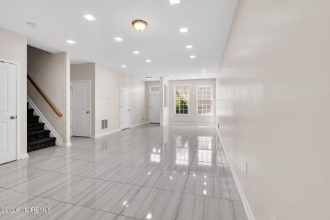 21 Prague Place Lakewood NJ 08701