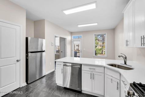 21 Prague Place Lakewood NJ 08701