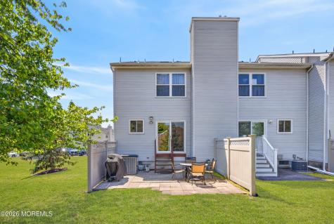 6 Lorenzo Court Matawan NJ 07747