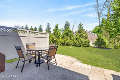 6 Lorenzo Court Matawan NJ 07747