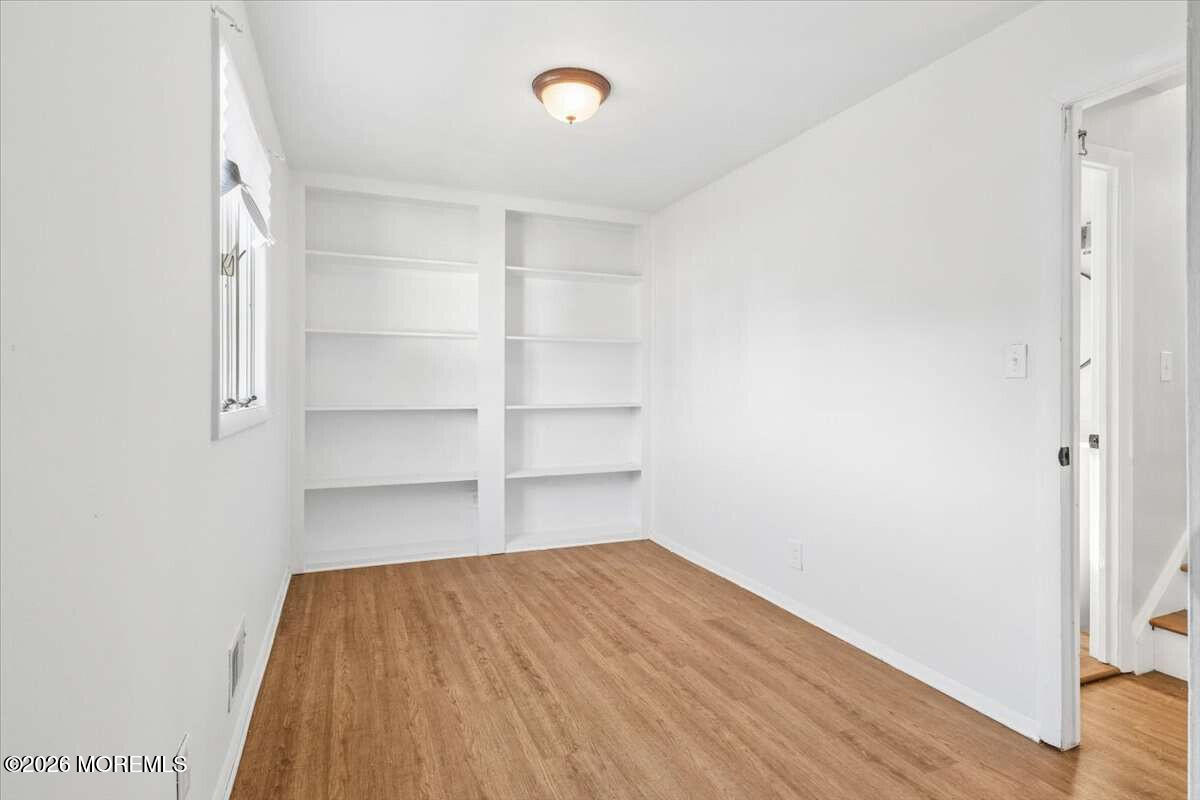 93 Elton Avenue Hamilton NJ 08620