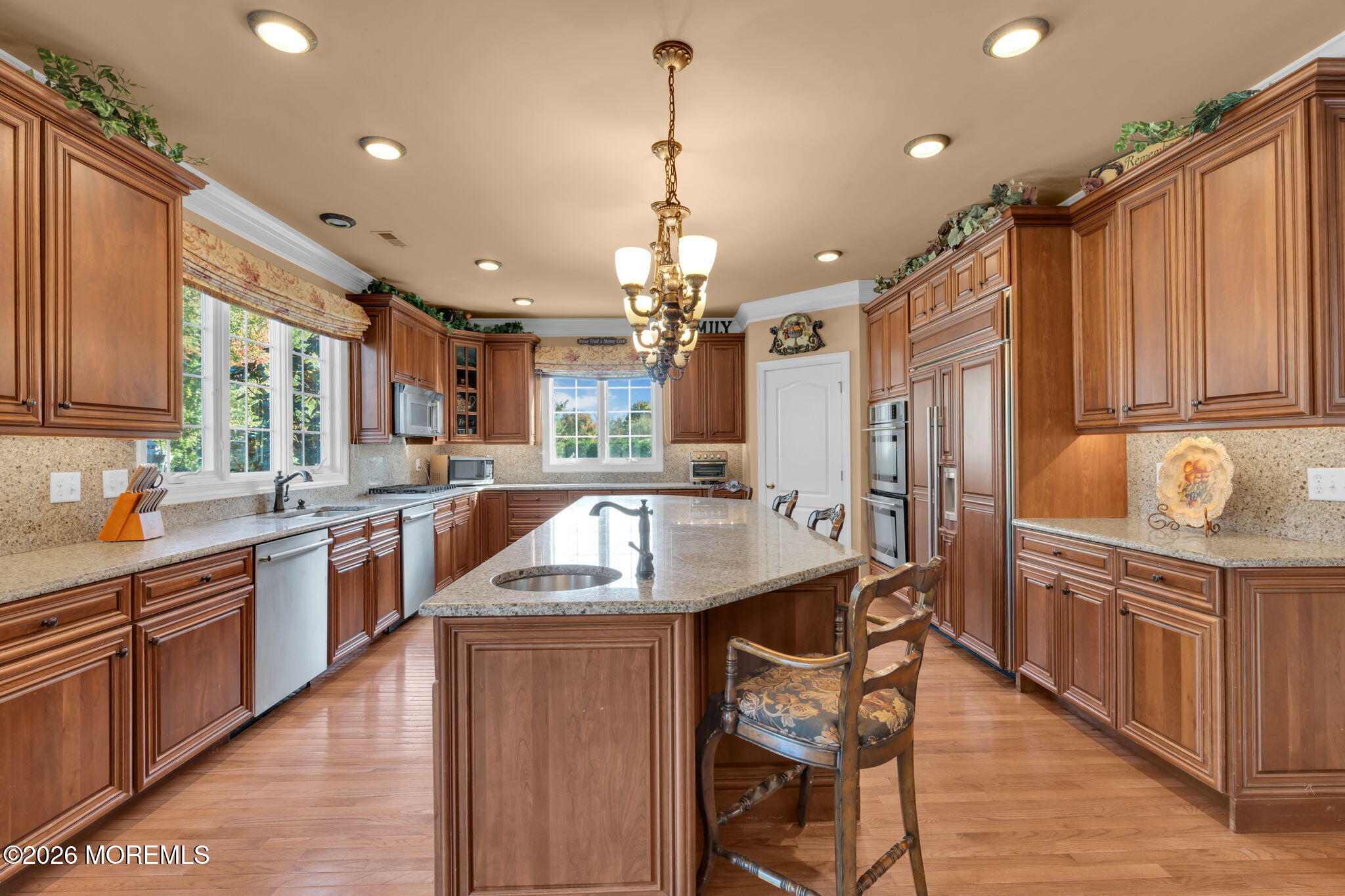 5 Roxy Court Farmingdale NJ 07727