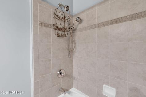 5 Roxy Court Farmingdale NJ 07727