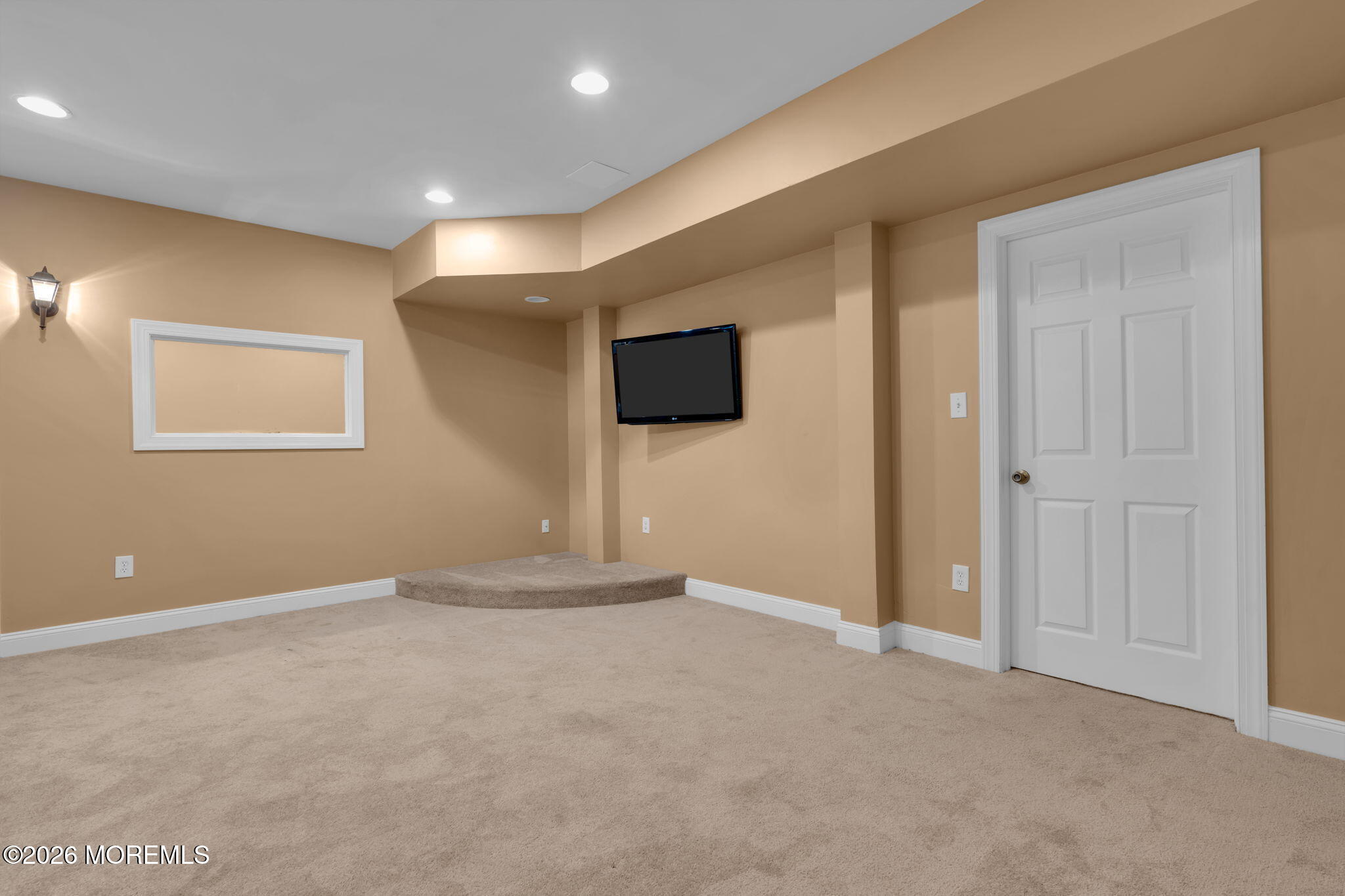 5 Roxy Court Farmingdale NJ 07727