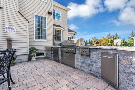 5 Roxy Court Farmingdale NJ 07727