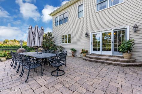 5 Roxy Court Farmingdale NJ 07727