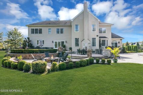5 Roxy Court Farmingdale NJ 07727