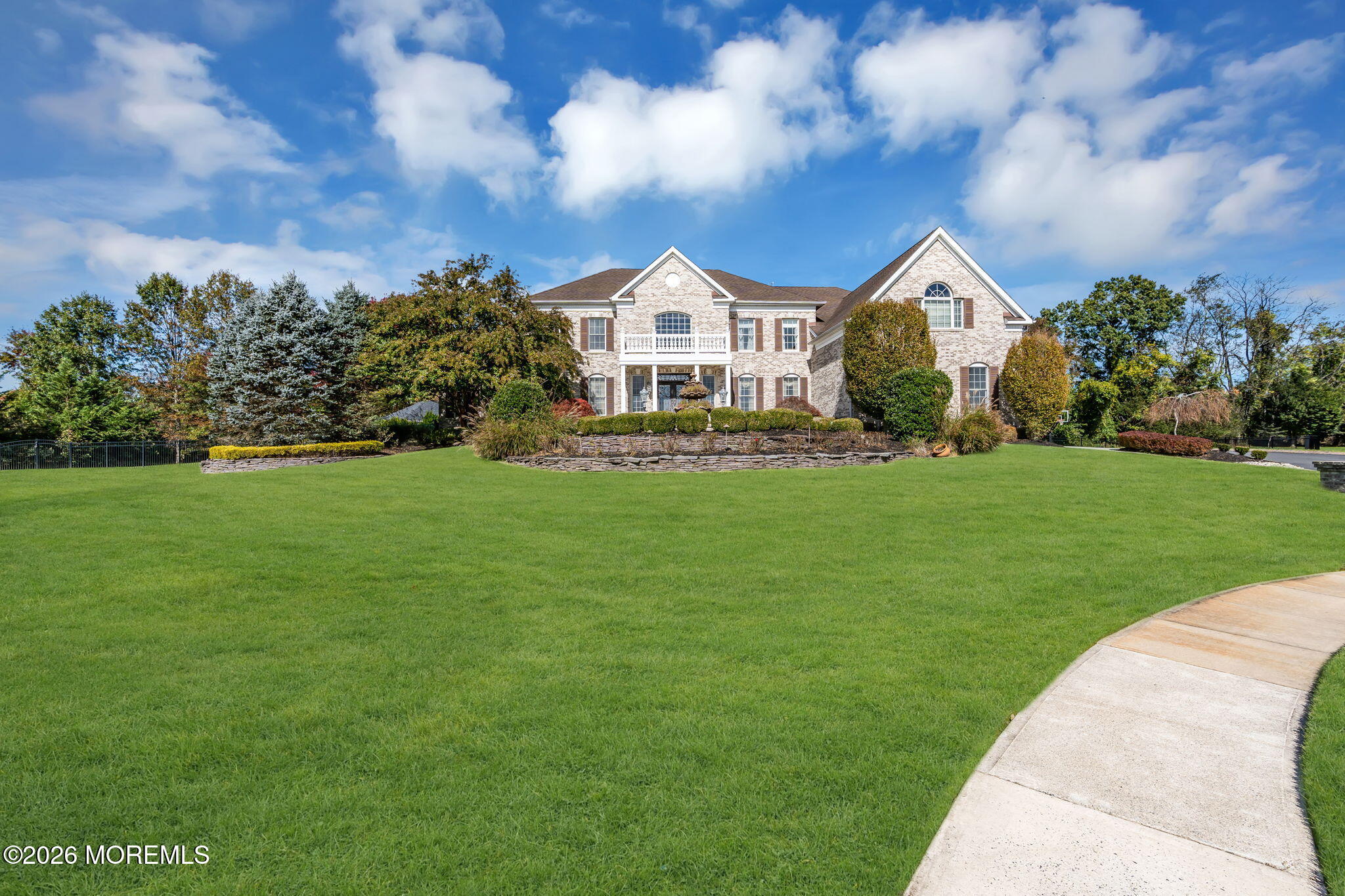5 Roxy Court Farmingdale NJ 07727