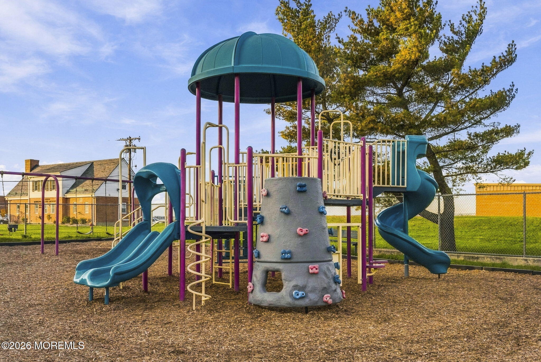 54 Boulevard E Laurence Harbor NJ 07735