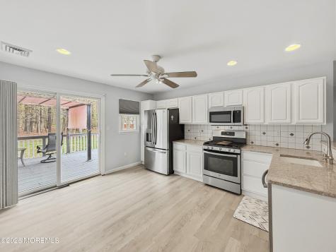 379 E Bird Village Road Jackson NJ 08527