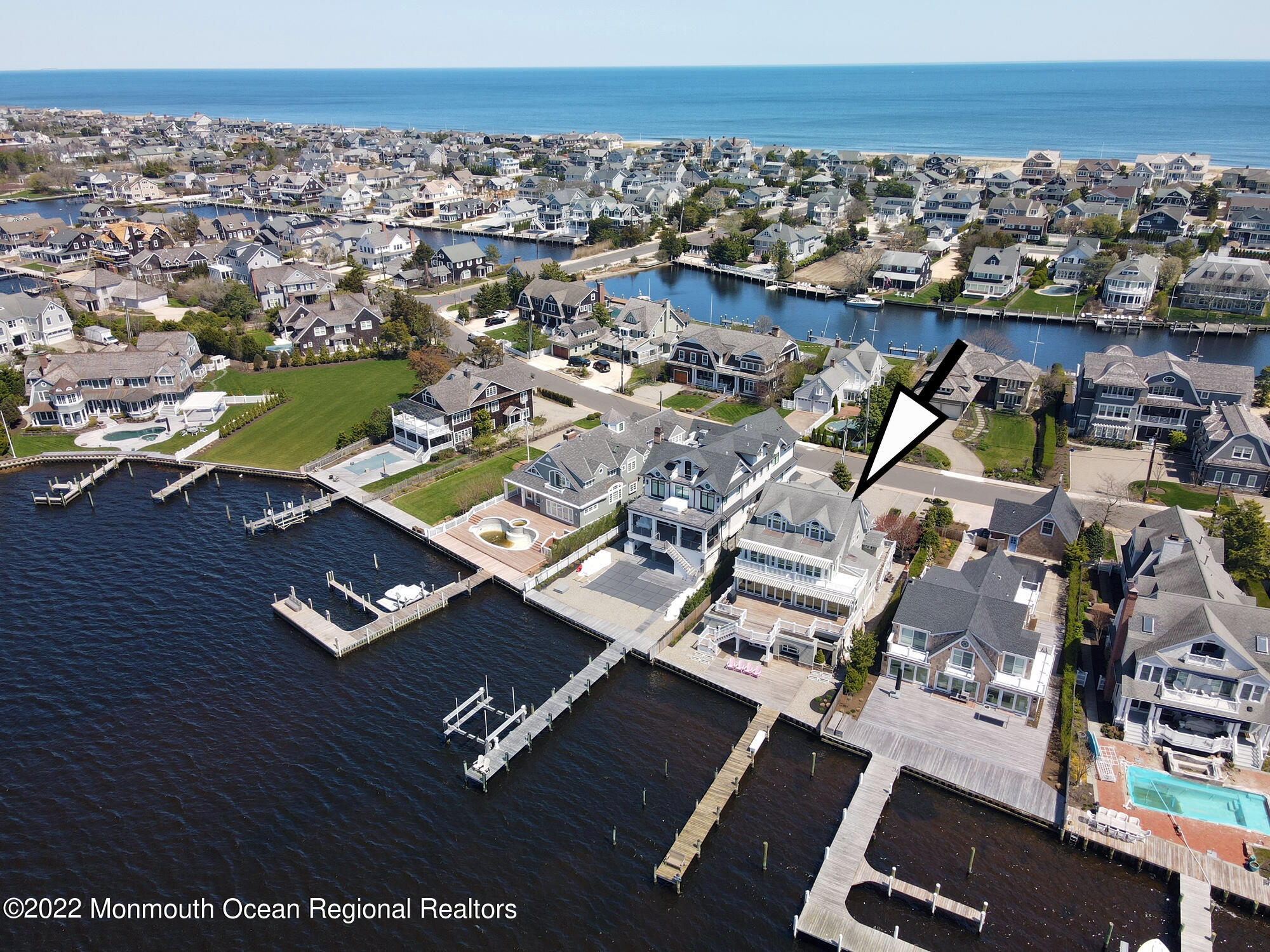 950 Lagoon Lane S Mantoloking NJ 08738