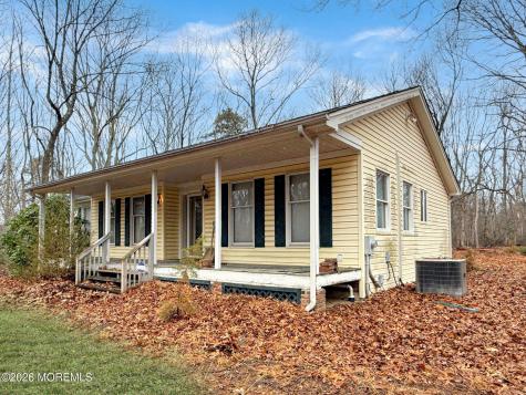 80 Ivins Drive New Egypt NJ 08533