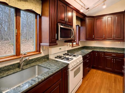 80 Ivins Drive New Egypt NJ 08533