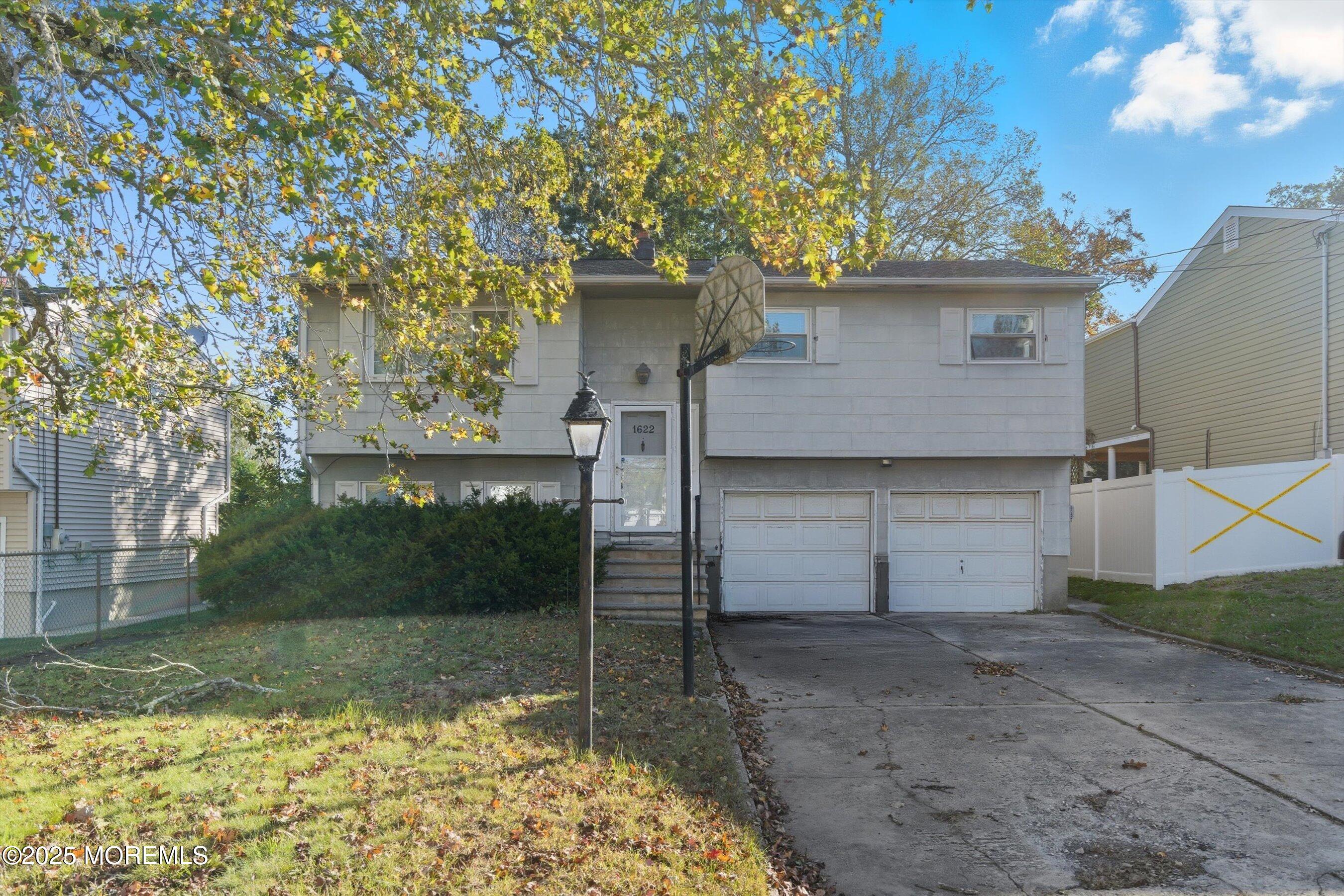 1622 Oakwood Road West Belmar NJ 07719