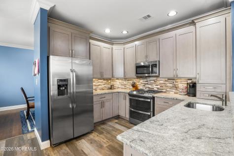 10 Winged Foot Drive Manalapan NJ 07726