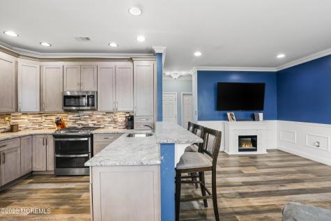 10 Winged Foot Drive Manalapan NJ 07726