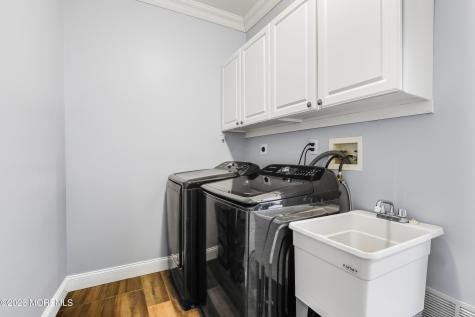 10 Winged Foot Drive Manalapan NJ 07726