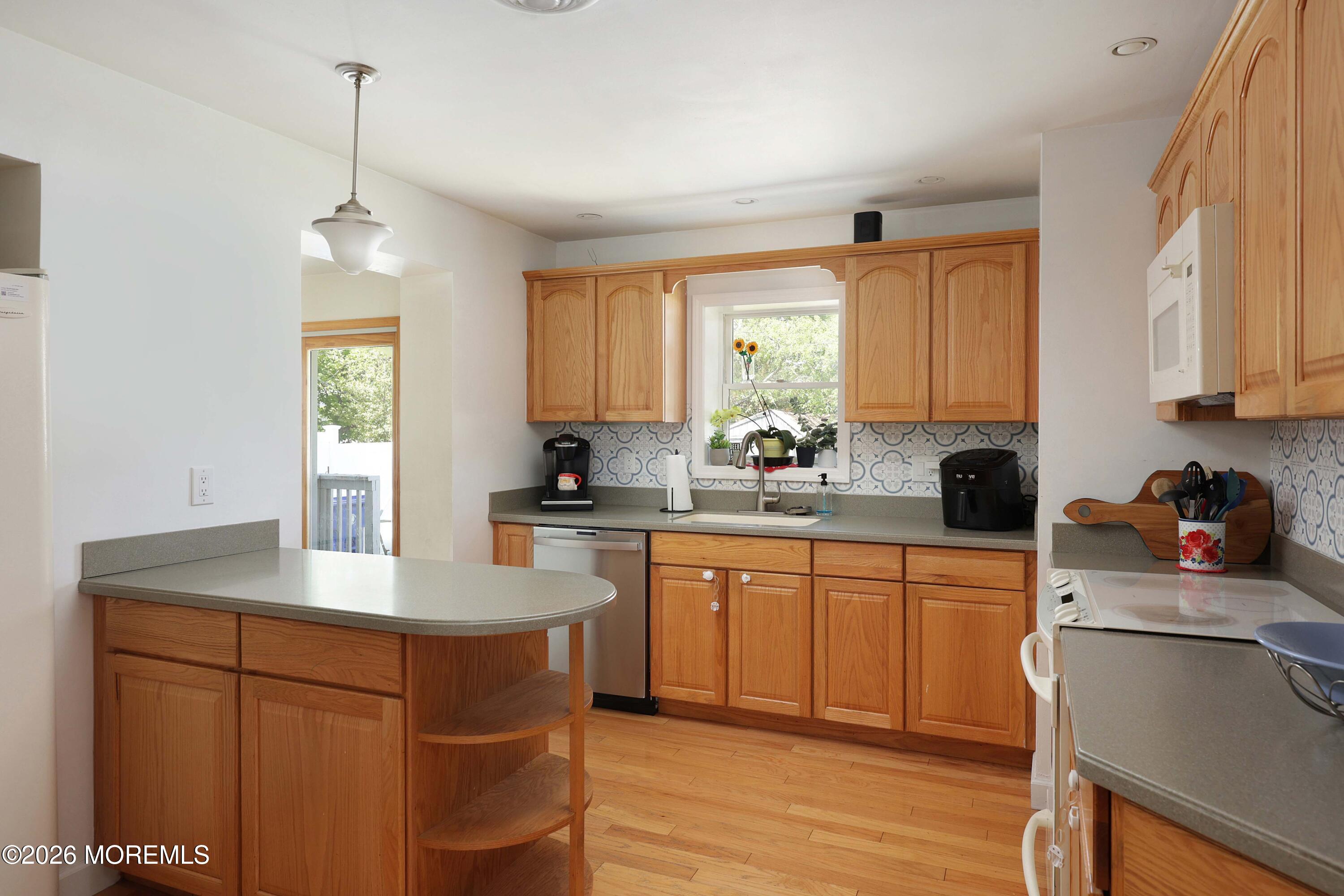 530 E Woodland Avenue Toms River NJ 08753