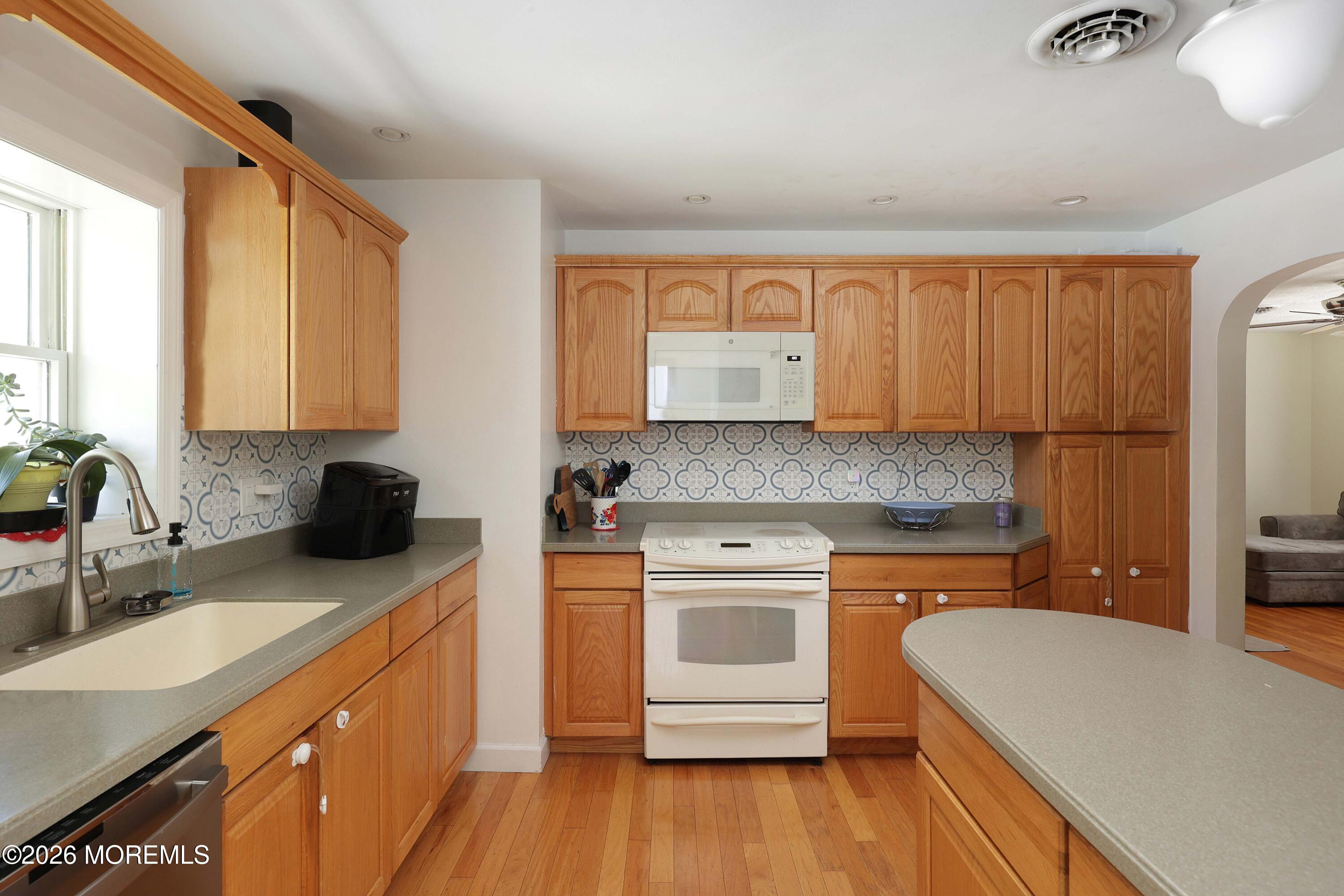 530 E Woodland Avenue Toms River NJ 08753