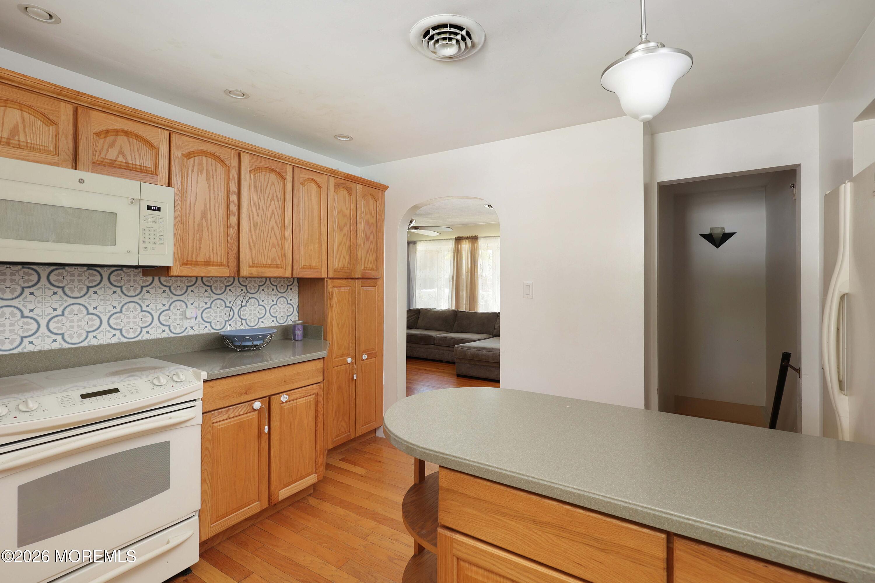530 E Woodland Avenue Toms River NJ 08753