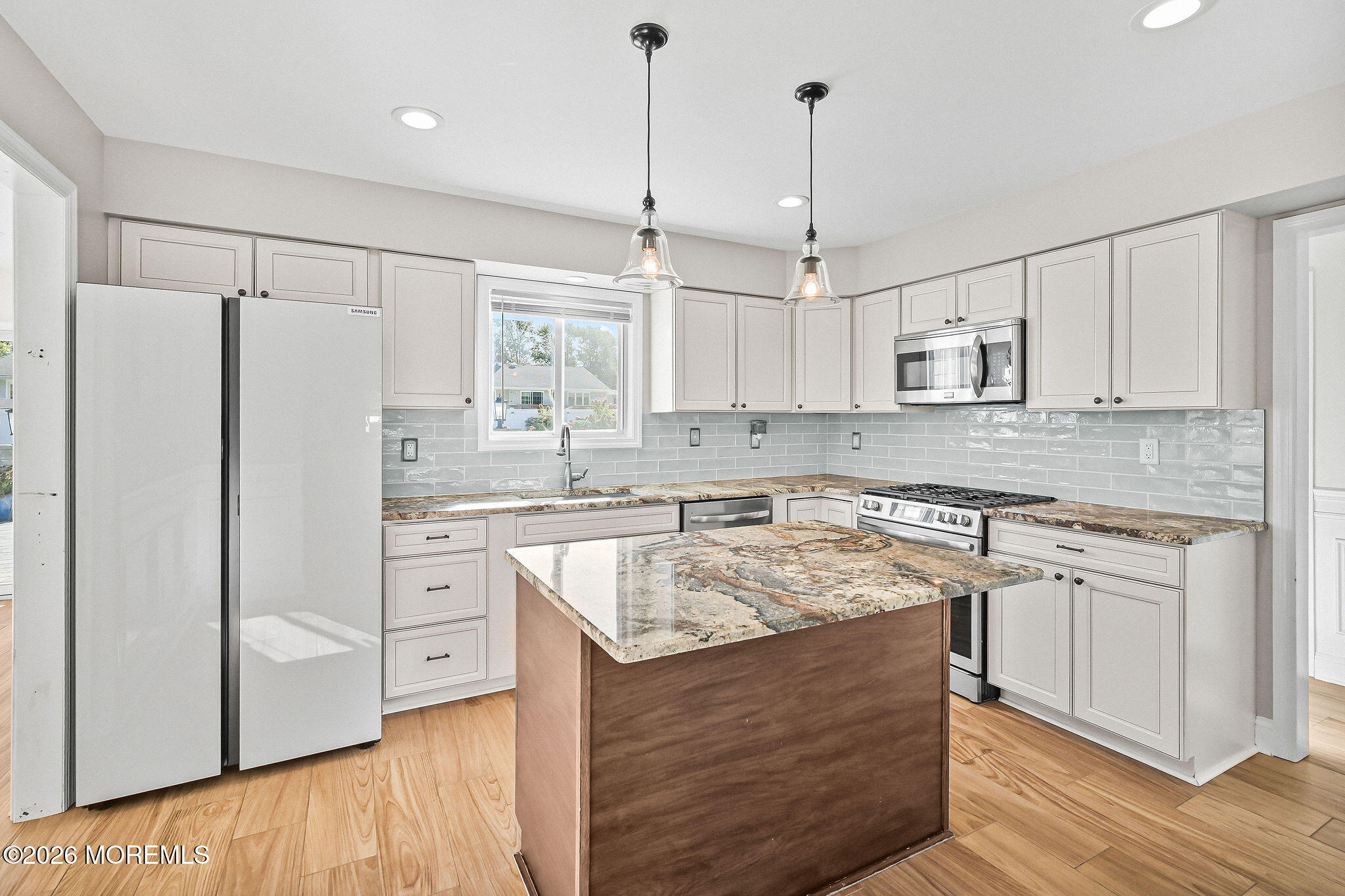 12 Tanglewood Road Middletown NJ 07748