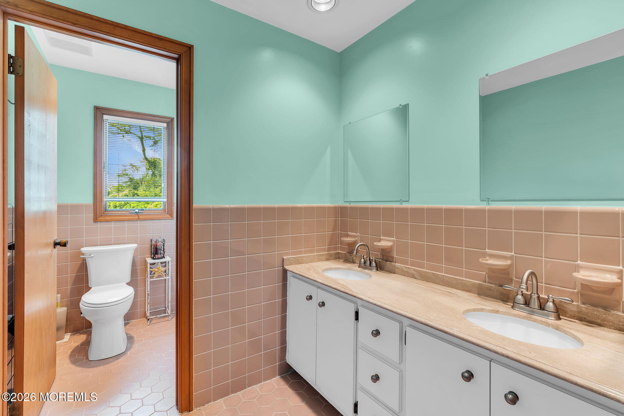 15 Oxford Drive Ocean Twp NJ 07712