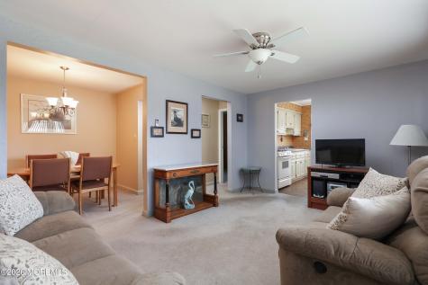 809 Shadylawn Way Cliffwood Beach NJ 07735