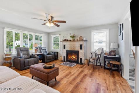 424 Prospect Avenue Pine Beach NJ 08741