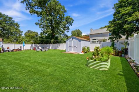 424 Prospect Avenue Pine Beach NJ 08741