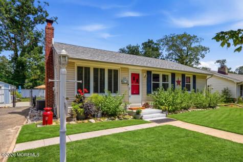 424 Prospect Avenue Pine Beach NJ 08741