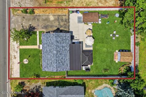 424 Prospect Avenue Pine Beach NJ 08741