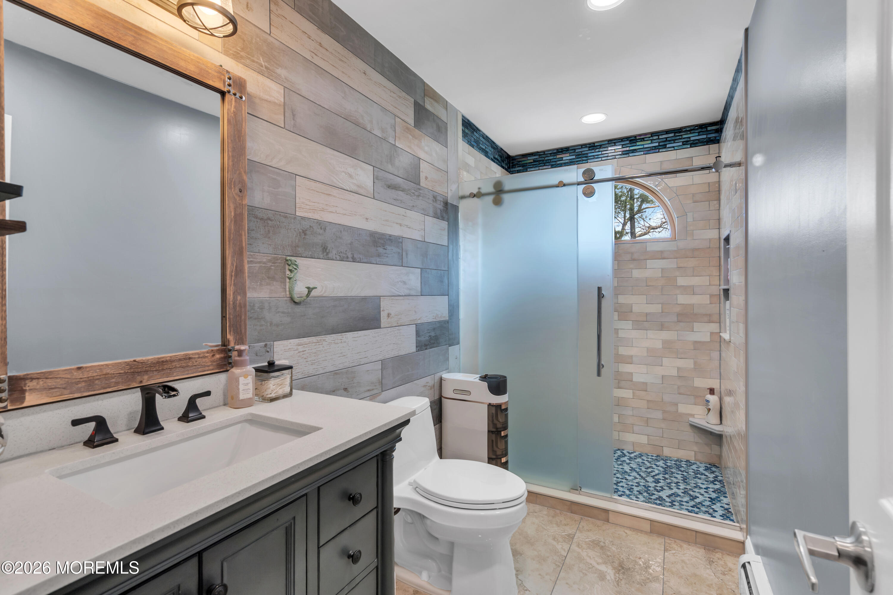 417 Anchor Avenue Beachwood NJ 08722