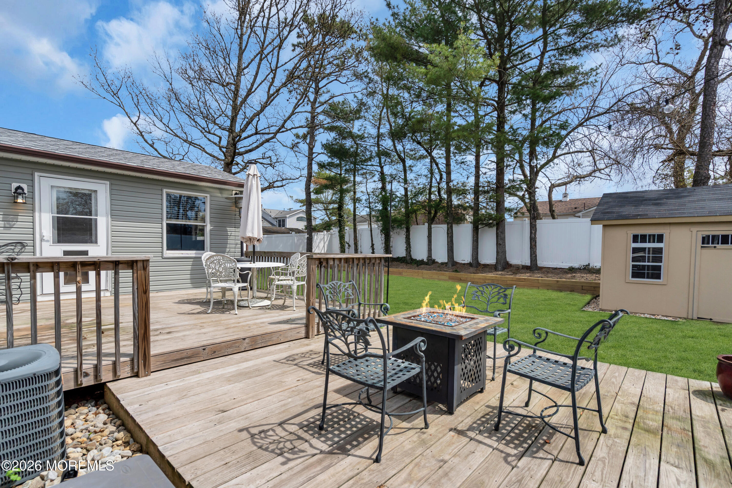 417 Anchor Avenue Beachwood NJ 08722